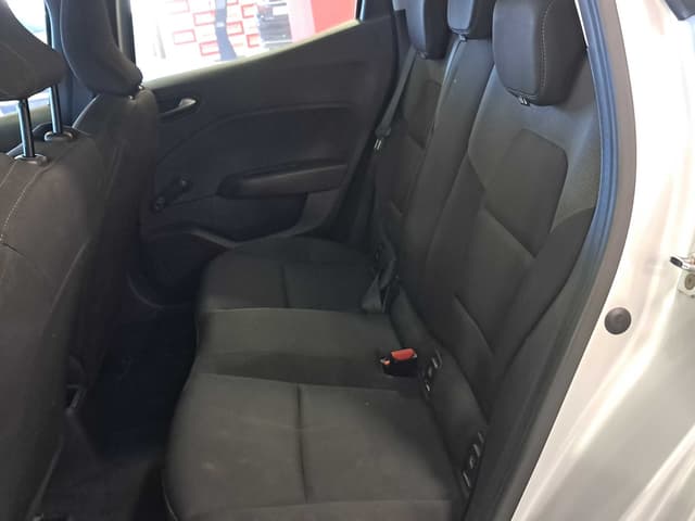 Renault Clio REAR_SEAT