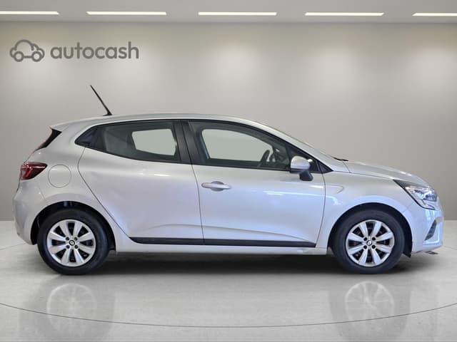 Renault Clio RIGHT