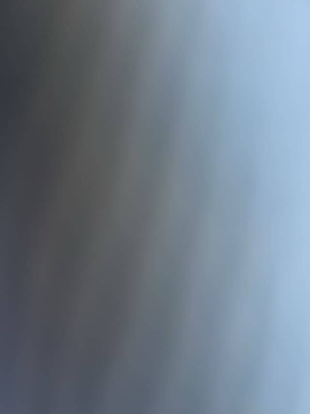 Volkswagen Touareg RIGHT