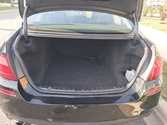 Bmw Série 5 TRUNK