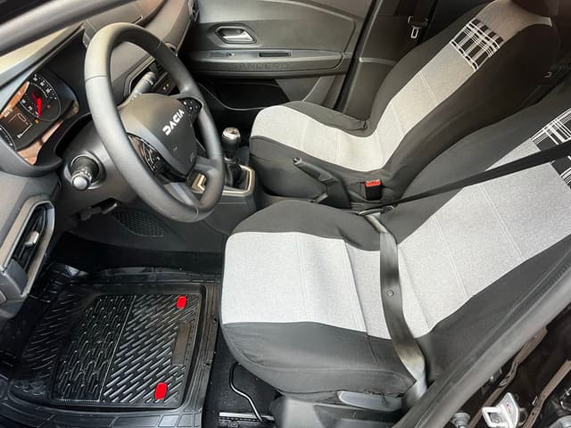 Dacia Sandero FRONT_SEAT