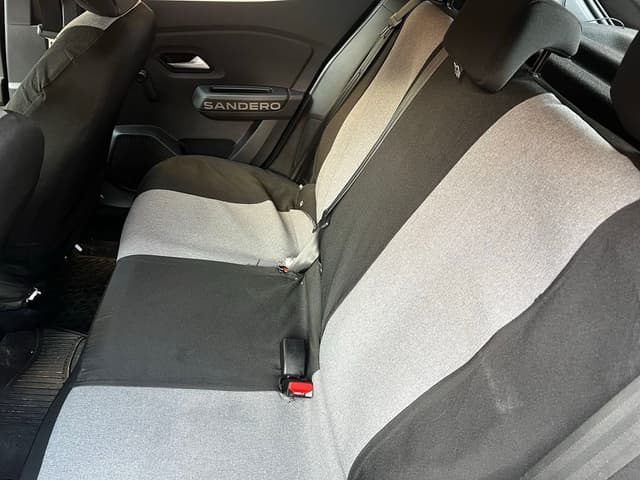 Dacia Sandero REAR_SEAT