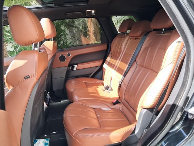 Land rover Range Rover Sport REAR_SEAT
