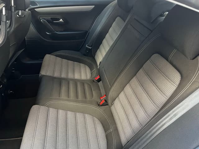 Volkswagen CC REAR_SEAT