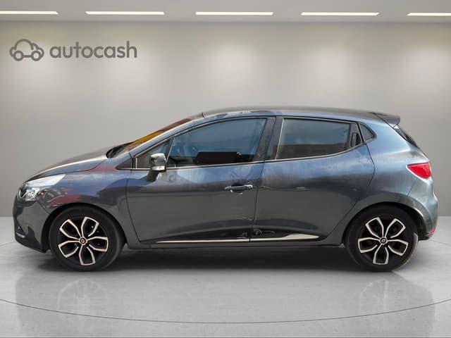 Renault Clio RIGHT