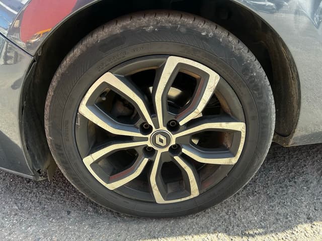 Renault Clio WHEEL_AVG