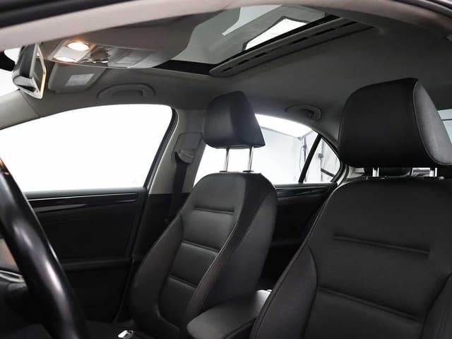 Volkswagen Jetta FRONT_SEAT