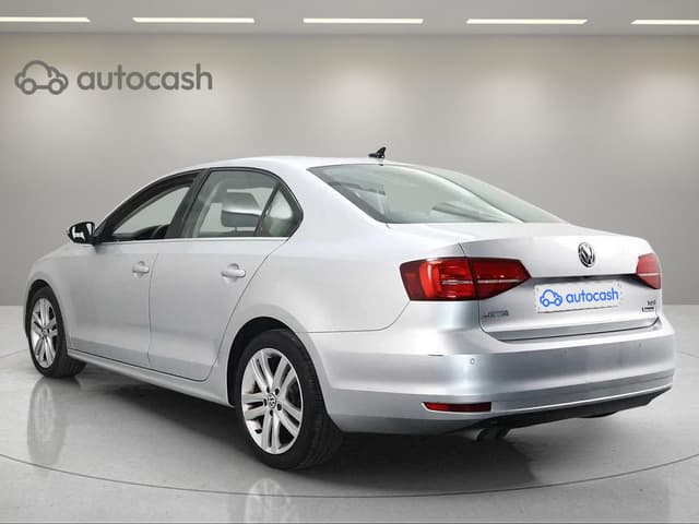 Volkswagen Jetta LEFT