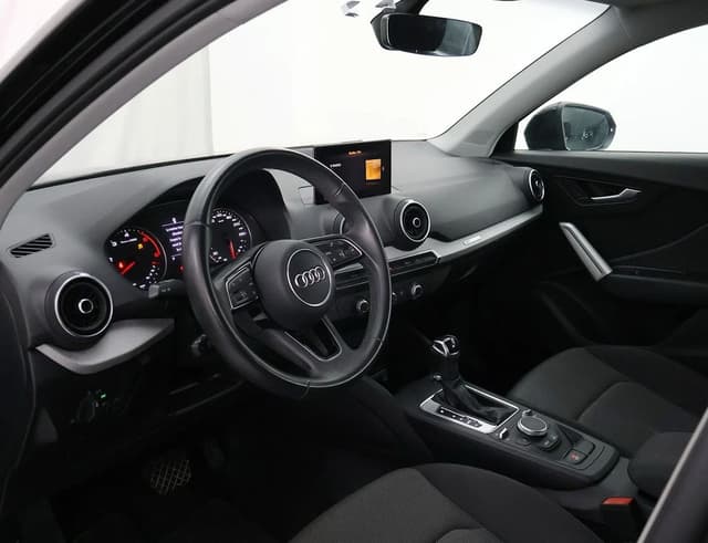 Audi Q2 FRONT_SEAT