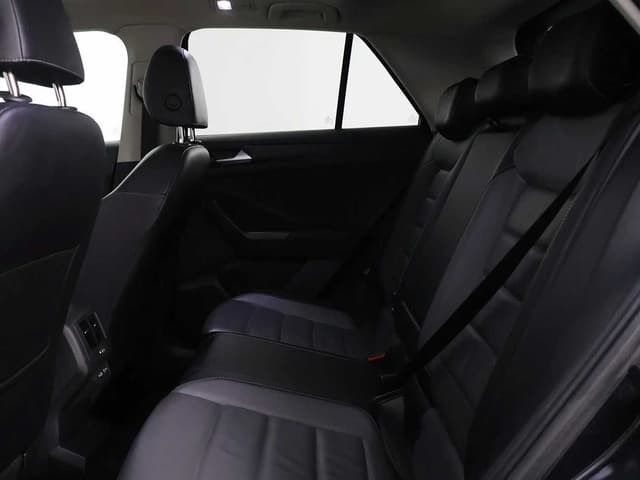Volkswagen T Roc REAR_SEAT