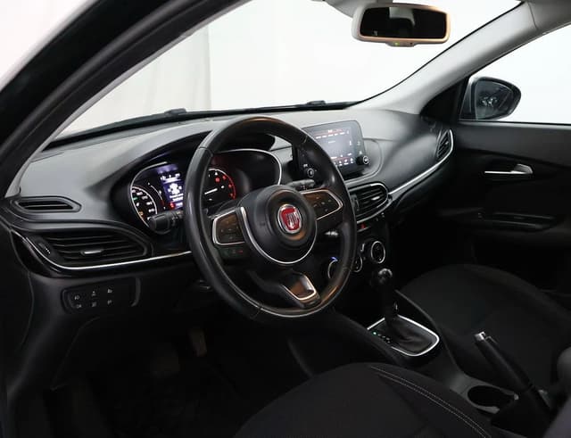 Fiat Tipo FRONT_SEAT