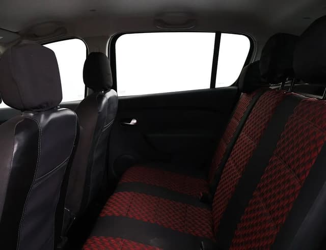 Dacia Sandero REAR_SEAT