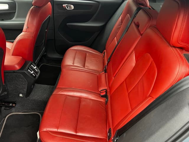 Volvo XC40 REAR_SEAT