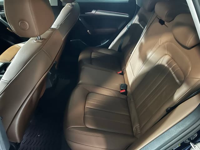 Audi Q5 Sportback REAR_SEAT