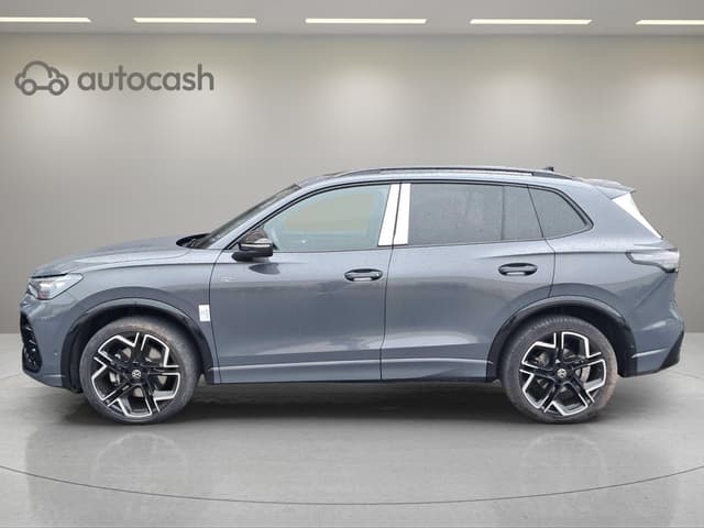 Volkswagen Tiguan LEFT