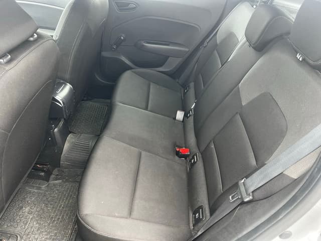 Renault Clio REAR_SEAT