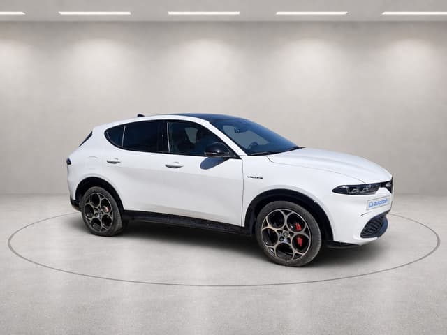 Alfa romeo Tonale RIGHT