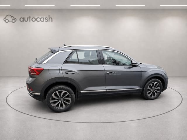 Volkswagen T Roc RIGHT