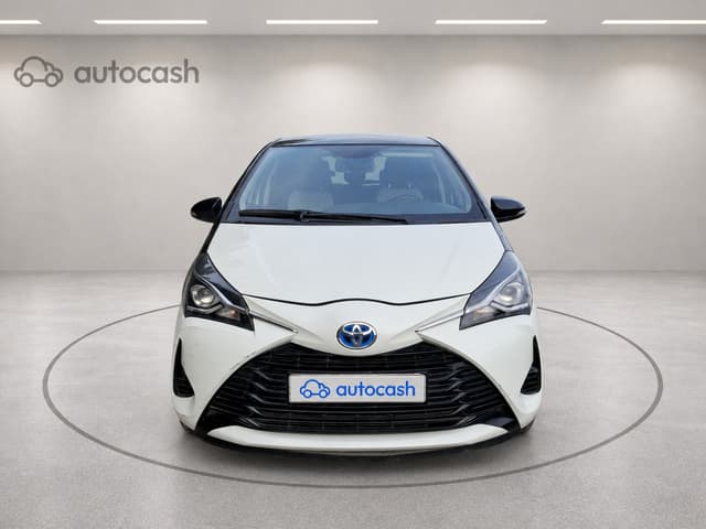Toyota Yaris HEV FRONT