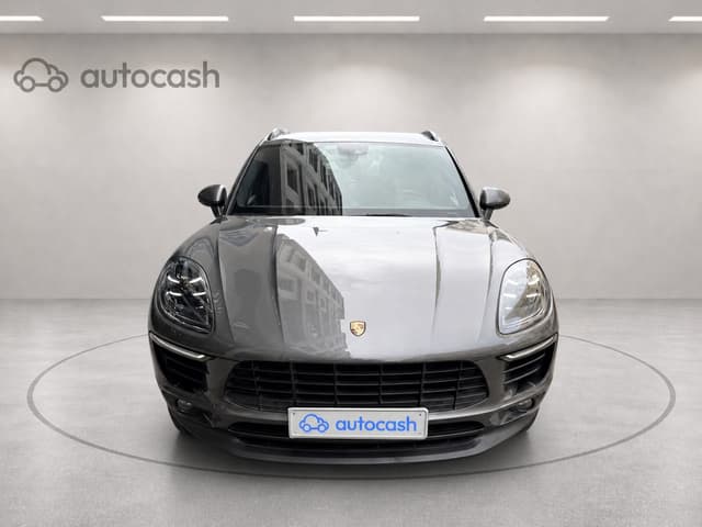 Porsche Macan FRONT