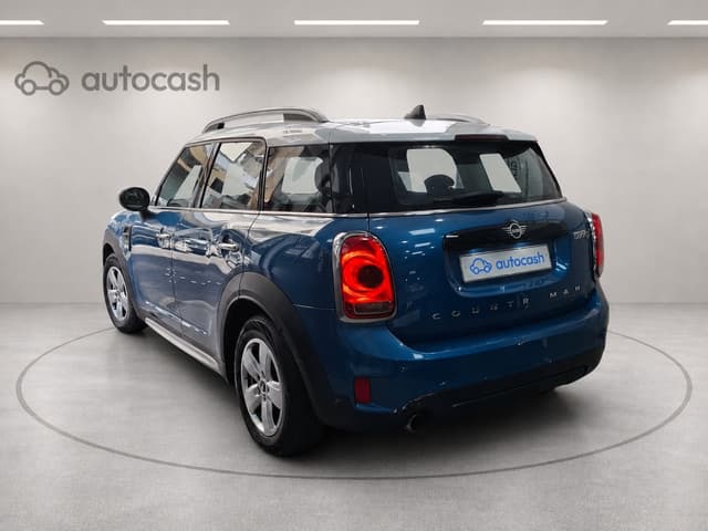 Mini Countryman LEFT