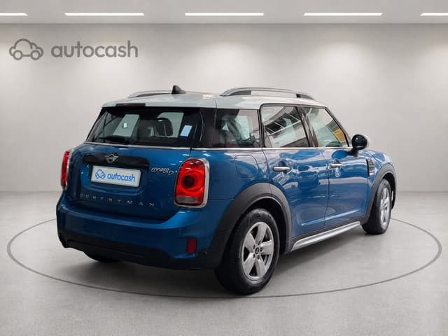 Mini Countryman RIGHT